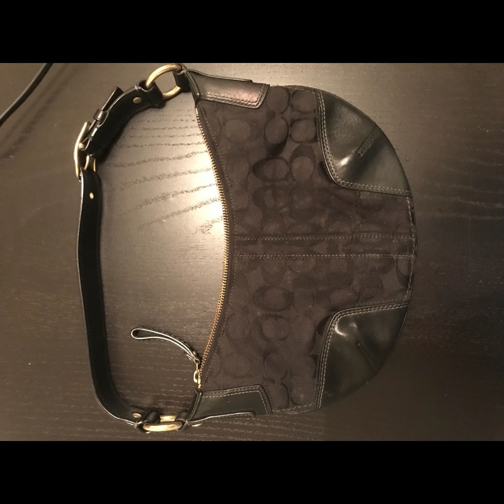 Coach black leather shoulder bag